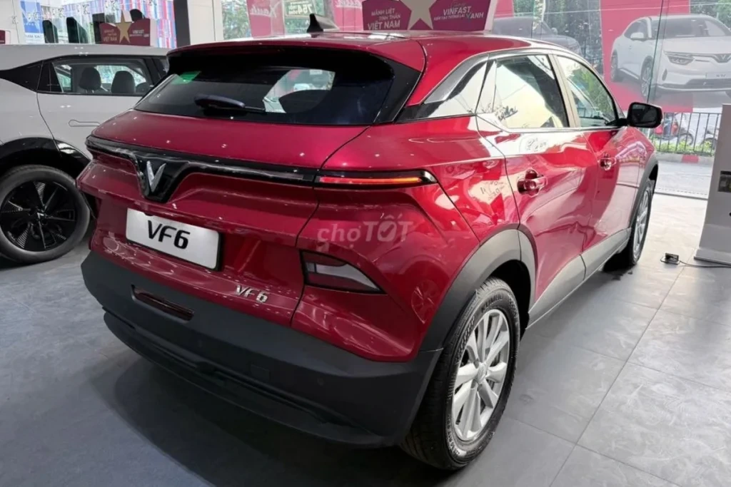 Đánh giá VinFast VF 6: SUV điện hạng B bán chạy nhất phân khúc, giá từ 646 triệu - ảnh 1