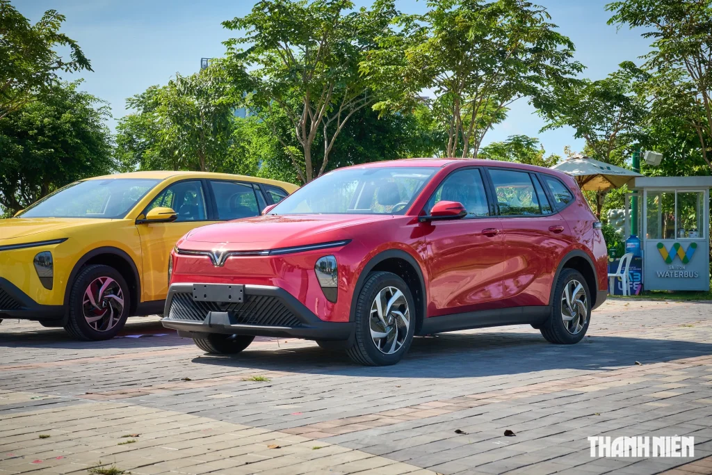VinFast VF 3 liên tục dẫn đầu doanh số xe điện Việt Nam: mẫu minicar "quốc dân" giá hợp lý - ảnh 3
