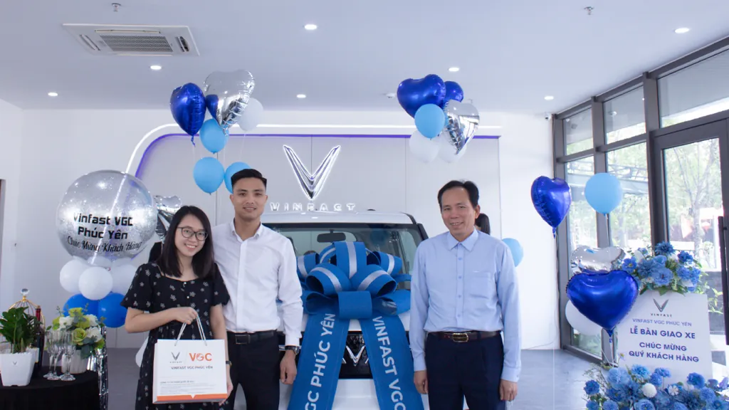 Bàn giao xe VinFast cho khách hàng tại VinFast VGC Phúc Yên