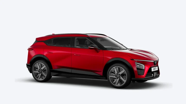 VINFAST VF7